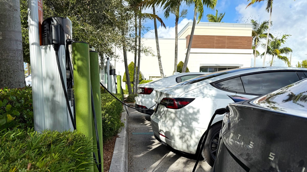 Automotive News Image