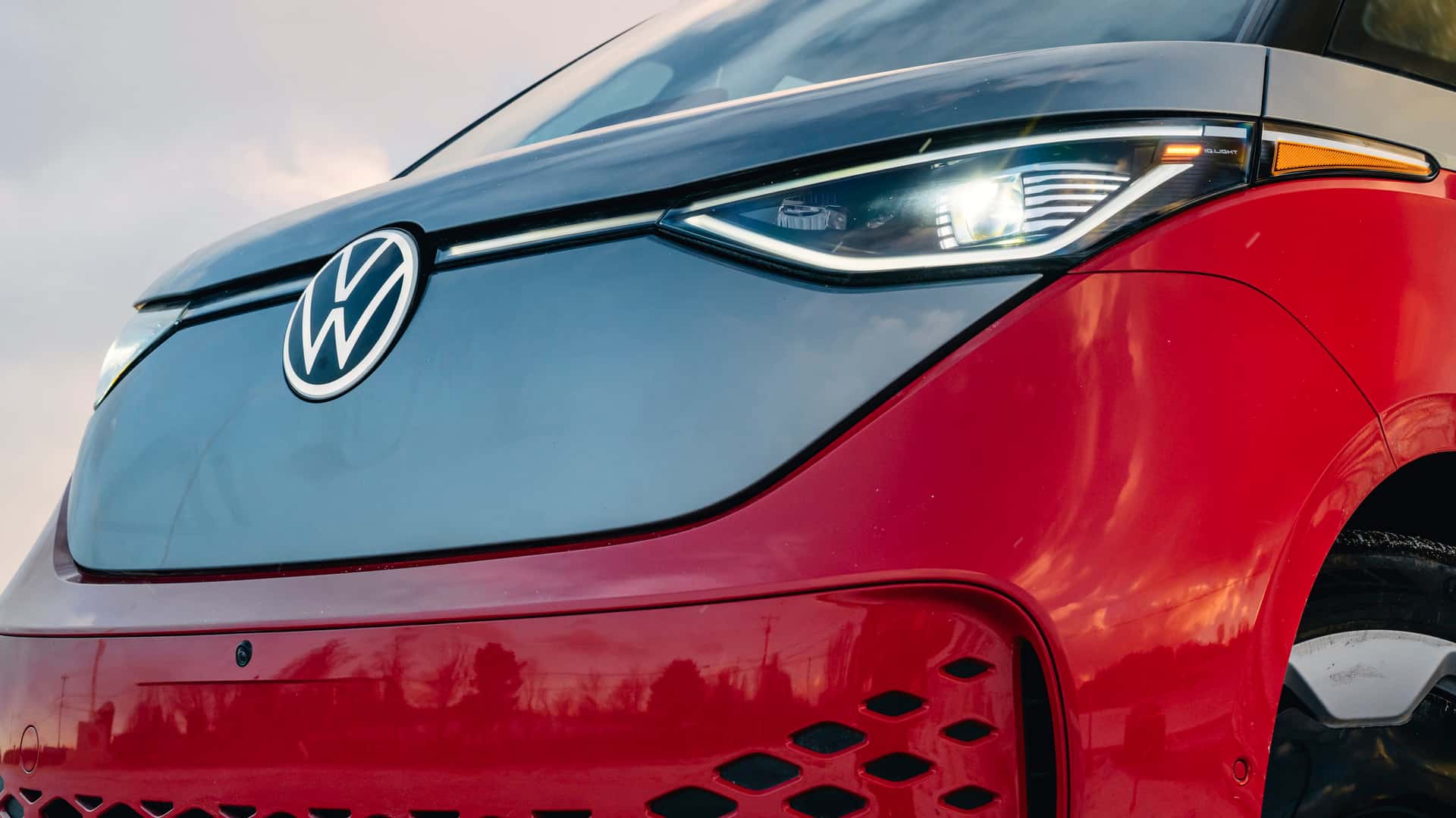 Automotive News Image