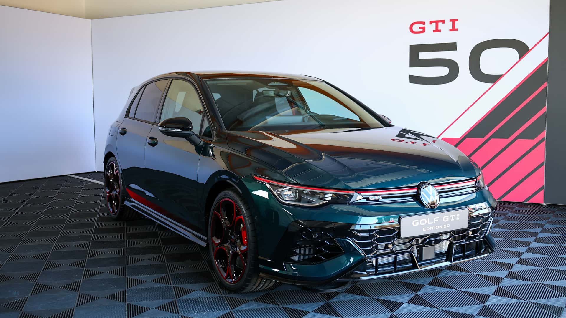 Automotive News Image